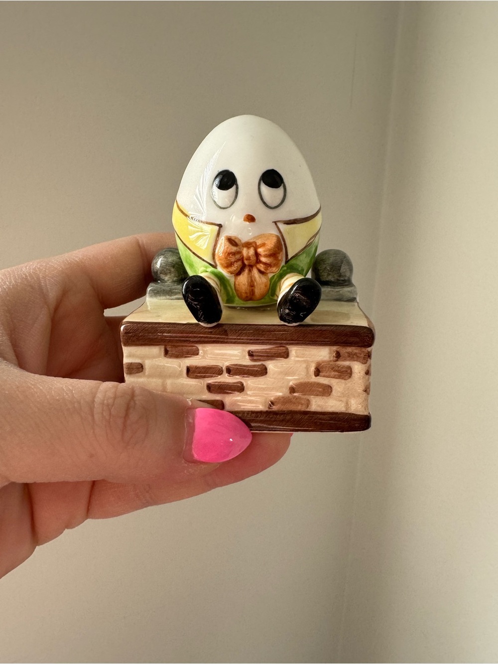 Vintage Humpty Dumpty salt and pepper shakers